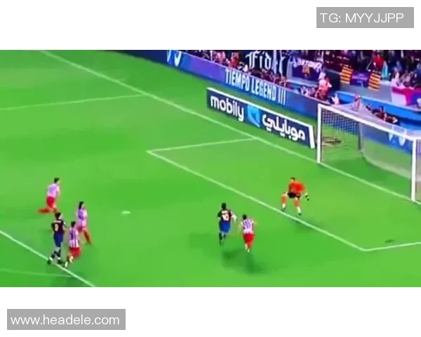 足球天才油笔：从街头少年到绿茵场的传奇崛起之路